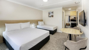 The Phoenix Artesian Spa Resort and Accommodation